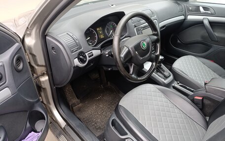 Skoda Octavia, 2011 год, 850 000 рублей, 8 фотография