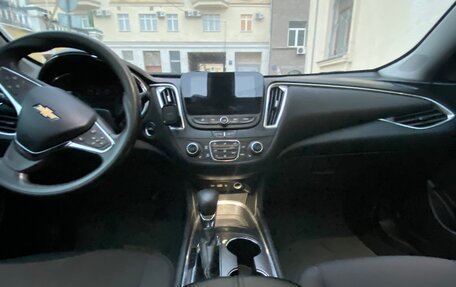 Chevrolet Malibu IX, 2021 год, 1 700 000 рублей, 14 фотография