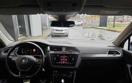 Volkswagen Tiguan II, 2019 год, 2 793 000 рублей, 10 фотография