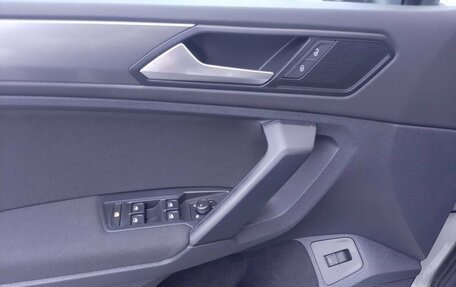 Volkswagen Tiguan II, 2019 год, 2 793 000 рублей, 16 фотография