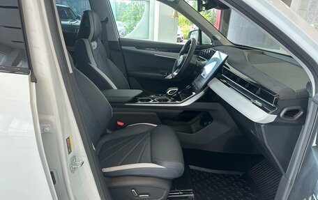 Geely Atlas, 2025 год, 3 917 190 рублей, 10 фотография