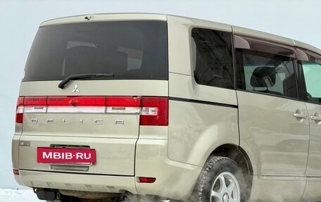 Mitsubishi Delica D:5 I, 2008 год, 1 260 000 рублей, 10 фотография