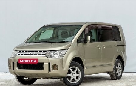 Mitsubishi Delica D:5 I, 2008 год, 1 260 000 рублей, 2 фотография