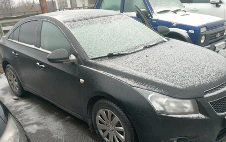 Chevrolet Cruze II, 2011 год, 649 000 рублей, 3 фотография