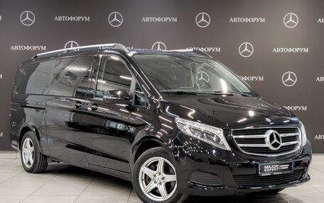 Mercedes-Benz V-Класс, 2017 год, 4 365 000 рублей, 3 фотография