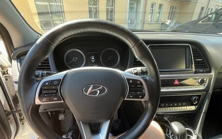 Hyundai Sonata VII, 2018 год, 1 790 000 рублей, 10 фотография