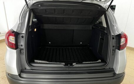 Renault Kaptur I рестайлинг, 2017 год, 1 349 000 рублей, 23 фотография