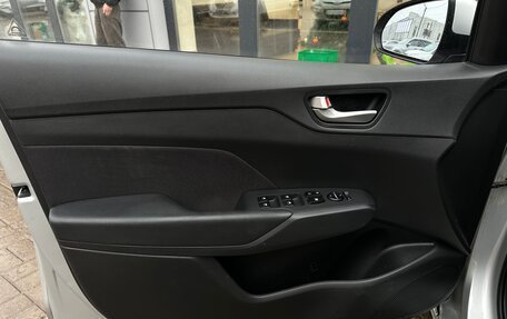 Hyundai Solaris II рестайлинг, 2018 год, 1 099 000 рублей, 5 фотография