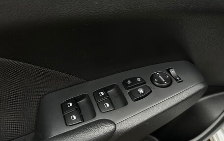 Hyundai Solaris II рестайлинг, 2018 год, 1 099 000 рублей, 6 фотография