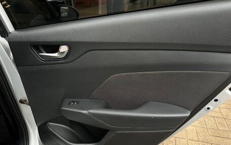 Hyundai Solaris II рестайлинг, 2018 год, 1 099 000 рублей, 11 фотография