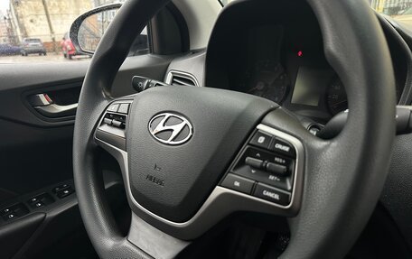 Hyundai Solaris II рестайлинг, 2018 год, 1 099 000 рублей, 20 фотография