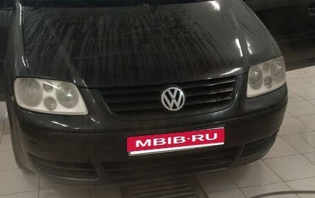 Volkswagen Touran III, 2004 год, 400 000 рублей, 6 фотография