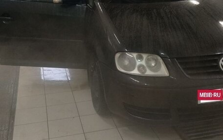 Volkswagen Touran III, 2004 год, 400 000 рублей, 7 фотография