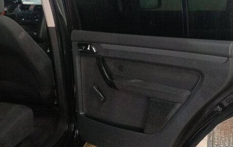 Volkswagen Touran III, 2004 год, 400 000 рублей, 16 фотография