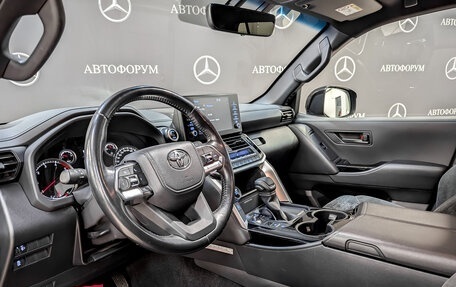 Toyota Land Cruiser, 2021 год, 9 500 000 рублей, 16 фотография