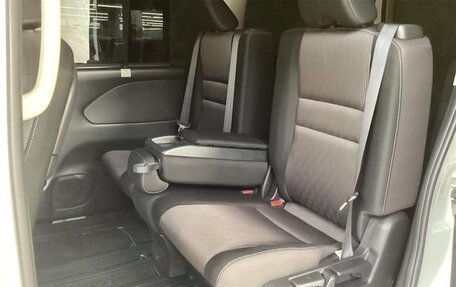 Nissan Serena IV, 2021 год, 1 890 007 рублей, 10 фотография