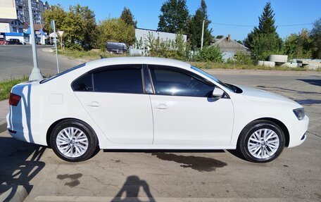 Volkswagen Jetta VI, 2012 год, 980 000 рублей, 4 фотография