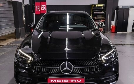 Mercedes-Benz E-Класс, 2020 год, 2 850 000 рублей, 3 фотография