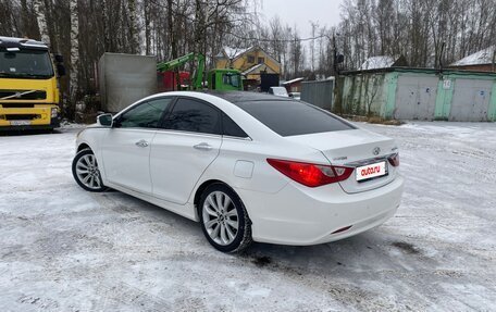 Hyundai Sonata VI, 2011 год, 888 000 рублей, 4 фотография