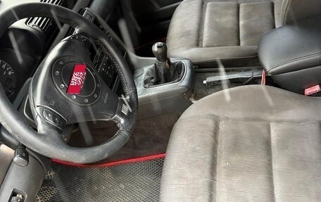 Audi A4, 1999 год, 250 000 рублей, 16 фотография