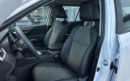 Toyota RAV4, 2025 год, 4 350 000 рублей, 17 фотография