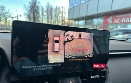 Toyota RAV4, 2025 год, 4 350 000 рублей, 14 фотография