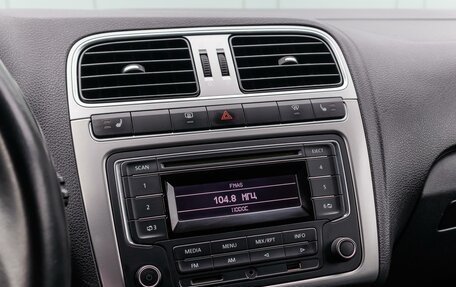 Volkswagen Polo VI (EU Market), 2013 год, 1 099 000 рублей, 18 фотография