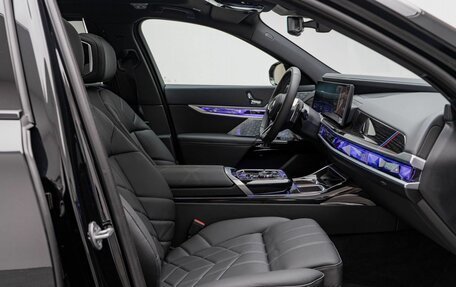 BMW 7 серия, 2025 год, 21 990 000 рублей, 32 фотография