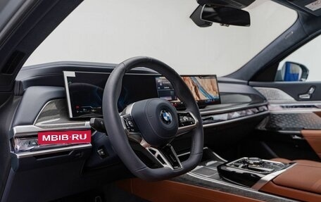 BMW 7 серия, 2025 год, 25 990 000 рублей, 37 фотография