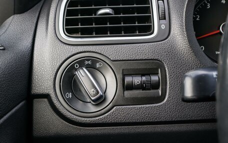 Volkswagen Polo VI (EU Market), 2013 год, 849 000 рублей, 20 фотография