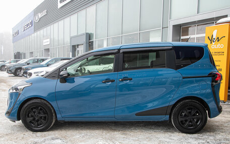 Toyota Sienta II, 2019 год, 1 498 000 рублей, 10 фотография