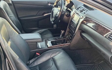 Toyota Camry, 2015 год, 1 650 000 рублей, 6 фотография