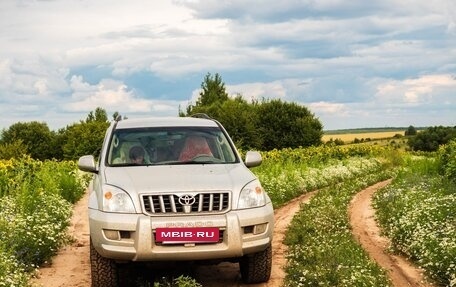 Toyota Land Cruiser Prado 120 рестайлинг, 2003 год, 3 фотография