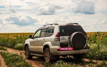 Toyota Land Cruiser Prado 120 рестайлинг, 2003 год, 4 фотография