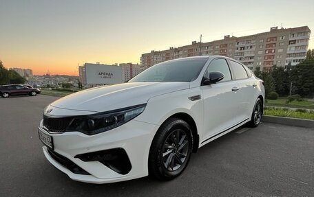 KIA Optima IV, 2019 год, 1 900 000 рублей, 19 фотография