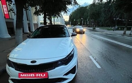 KIA Optima IV, 2019 год, 1 900 000 рублей, 20 фотография