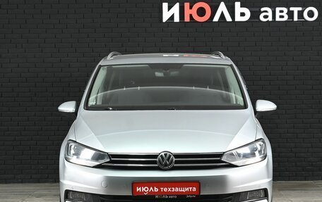 Volkswagen Touran III, 2019 год, 2 160 000 рублей, 2 фотография