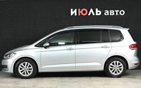 Volkswagen Touran III, 2019 год, 2 160 000 рублей, 8 фотография