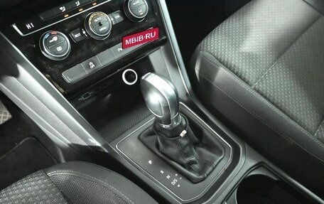 Volkswagen Touran III, 2019 год, 2 160 000 рублей, 16 фотография