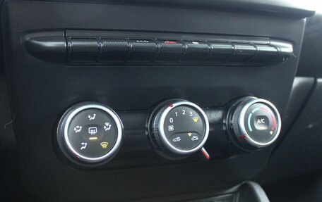 Renault Duster, 2021 год, 1 899 000 рублей, 14 фотография