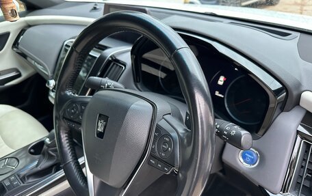 Toyota Crown, 2018 год, 3 200 000 рублей, 20 фотография