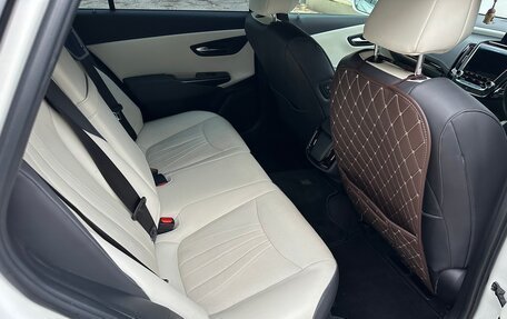 Toyota Crown, 2018 год, 3 200 000 рублей, 22 фотография