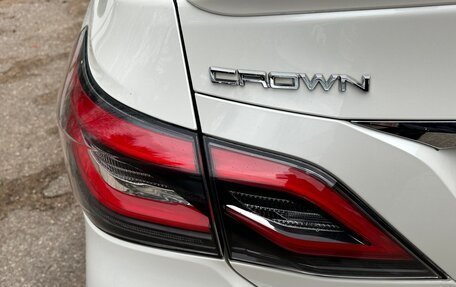 Toyota Crown, 2018 год, 3 200 000 рублей, 14 фотография