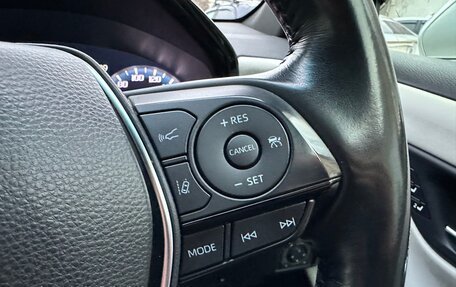 Toyota Crown, 2018 год, 3 200 000 рублей, 30 фотография