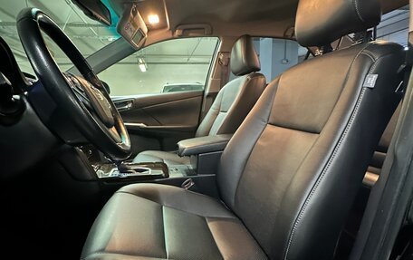 Toyota Camry, 2016 год, 2 175 000 рублей, 15 фотография