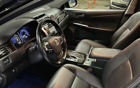 Toyota Camry, 2016 год, 2 175 000 рублей, 14 фотография