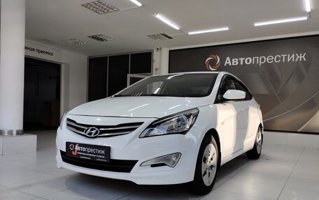 Hyundai Solaris II рестайлинг, 2016 год, 590 000 рублей, 3 фотография