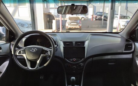 Hyundai Solaris II рестайлинг, 2016 год, 590 000 рублей, 7 фотография