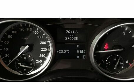 Mercedes-Benz R-Класс, 2011 год, 1 515 150 рублей, 18 фотография