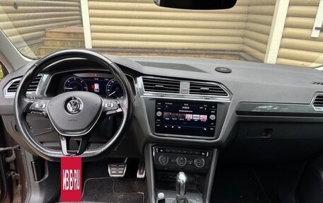 Volkswagen Tiguan I, 2018 год, 2 500 000 рублей, 9 фотография